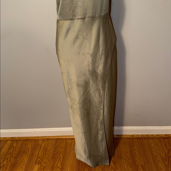 BHLDN Ladies NWT Dylan Stretch Satin One-Shoulder Leg Slit Maxi Dress. Size 12. - Picture 4 of 13